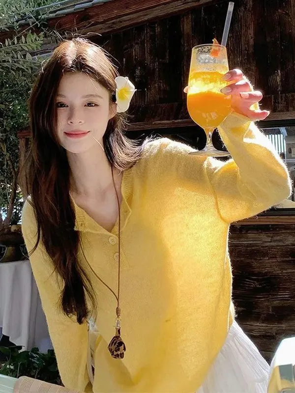 Korean Style Thin Knitted Long Sleeve Shirt Women Early Spring Loose Casual Pure Color Sun Protection Coat Lazy Style Coat
Korean Style Thin Knitted Long Sleeve Shirt Women Early Spring Loose Casual Pure Color Sun Protection Coat Lazy Style Coat