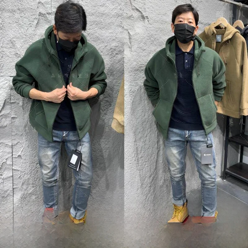 Thickened Fleece Lined Hooded Casual Jacket Coat for Couples Double-sided Fluffy Polyester Fiber Standard Fit Fashion Urban S...
Thickened Fleece Lined Hooded Casual Jacket Coat for Couples Double-sided Fluffy Polyester Fiber Standard Fit Fashion Urban S...