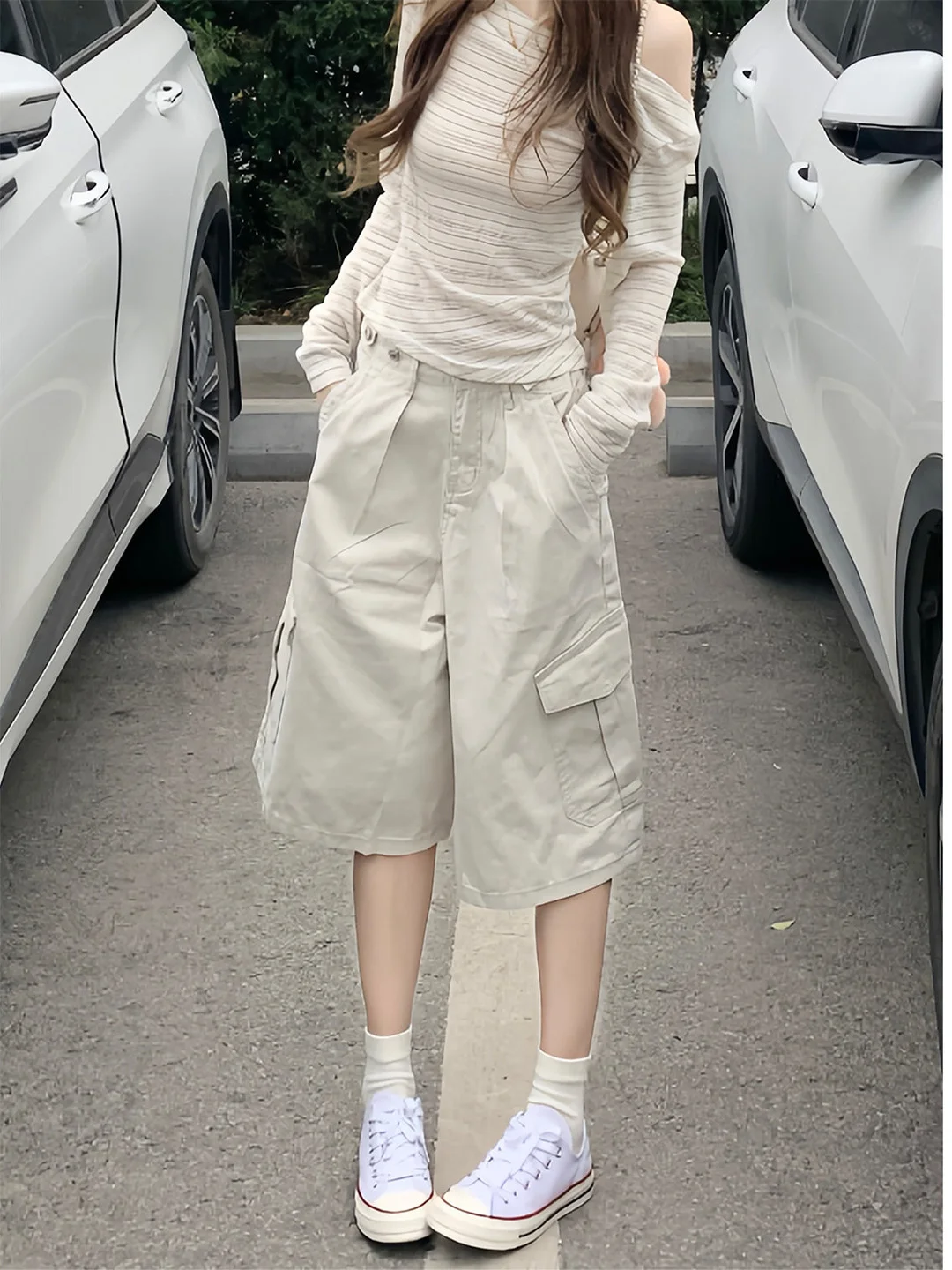 Summer 2026 High Waist Loose Vintage Wide Leg Jeans Knee-Length Straight Thin Miu White Women's Casual Comfortable Denim Pants
Summer 2026 High Waist Loose Vintage Wide Leg Jeans Knee-Length Straight Thin Miu White Women's Casual Comfortable Denim Pants