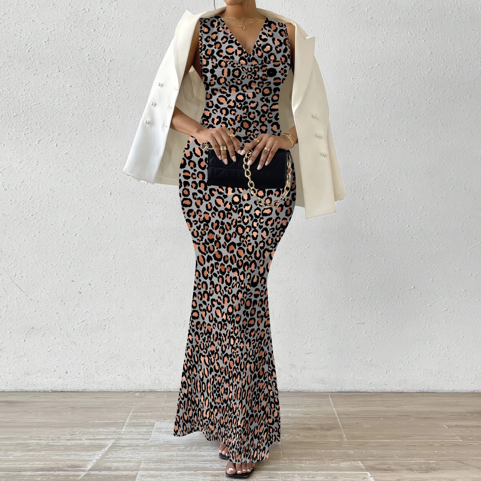 Women's Leopard Print Maxi Dress Sexy V-Neck Sleeveless Bodycon Mermaid Dress for Evening Party Wear XS-2XL
Women's Leopard Print Maxi Dress Sexy V-Neck Sleeveless Bodycon Mermaid Dress for Evening Party Wear XS-2XL