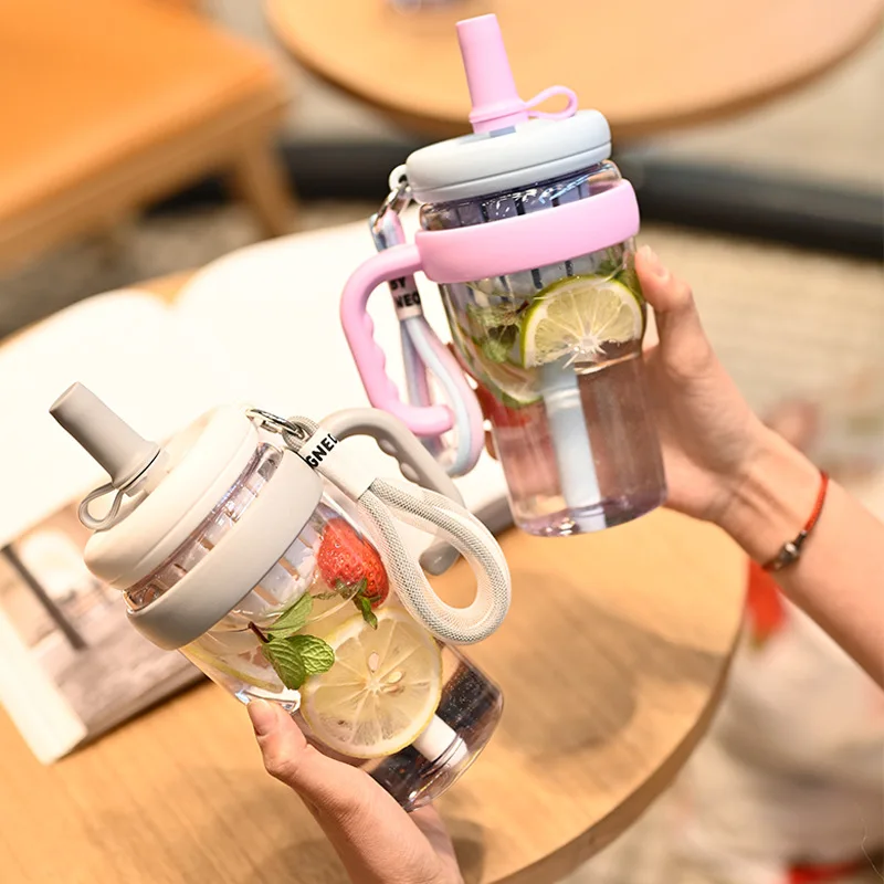 Straw Plastic Water Bottle Portable Travel Bottle Sports Fitness Cup High Value Cup Home Office Adult Universal
Straw Plastic Water Bottle Portable Travel Bottle Sports Fitness Cup High Value Cup Home Office Adult Universal