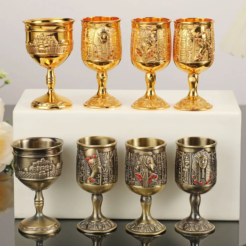 European Liquor Cup, Alloy Light Luxury Carved Pattern Goblet, Retro Mini Vodka Tumbler, Creative Gift Home Decoration, 1pcs
European Liquor Cup, Alloy Light Luxury Carved Pattern Goblet, Retro Mini Vodka Tumbler, Creative Gift Home Decoration, 1pcs