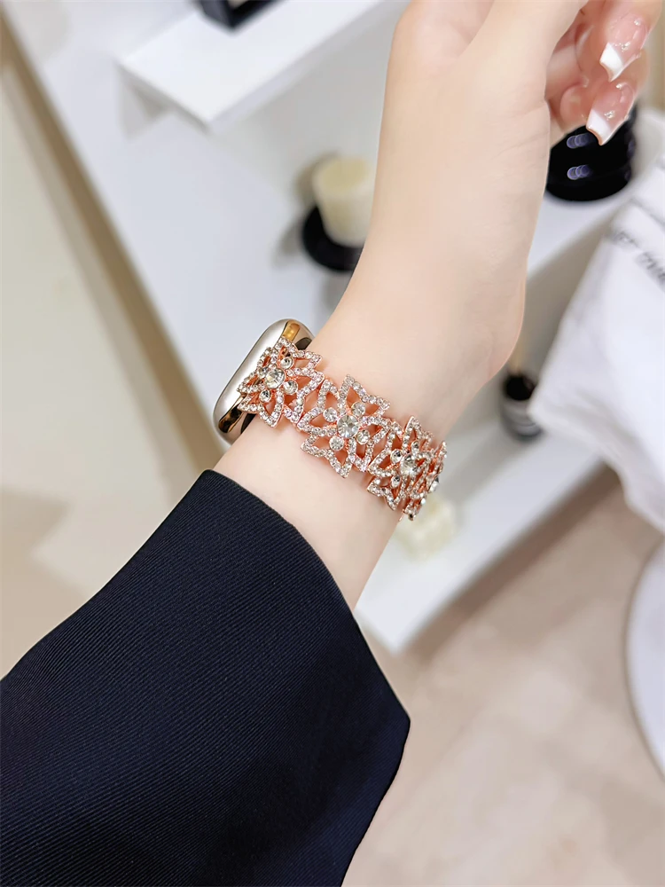 Compatible with iWatch watch strap 38mm 40mm 41mm 42mm 44mm 45mm 49mm ultra sparkling rhinestone fashion strap
Compatible with iWatch watch strap 38mm 40mm 41mm 42mm 44mm 45mm 49mm ultra sparkling rhinestone fashion strap
