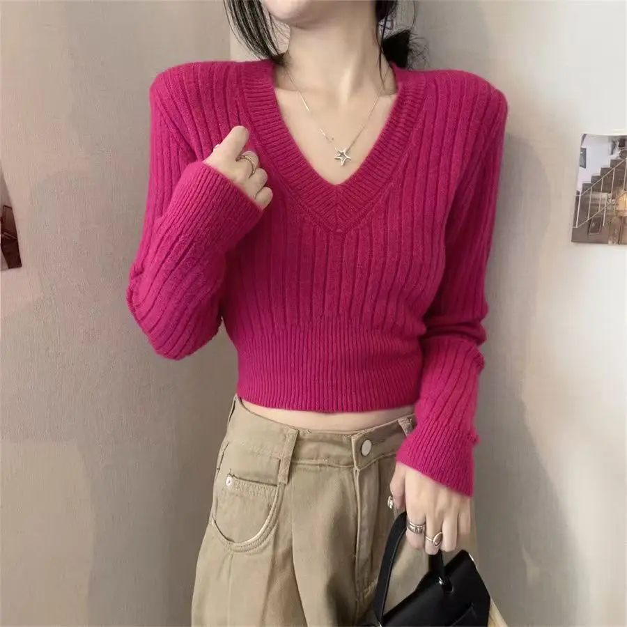 Korean Style V-Neck Short Knitted Sweater Women's Autumn Winter Slim Fit Pullover Outerwear Knitted Top for Slim Girls
Korean Style V-Neck Short Knitted Sweater Women's Autumn Winter Slim Fit Pullover Outerwear Knitted Top for Slim Girls