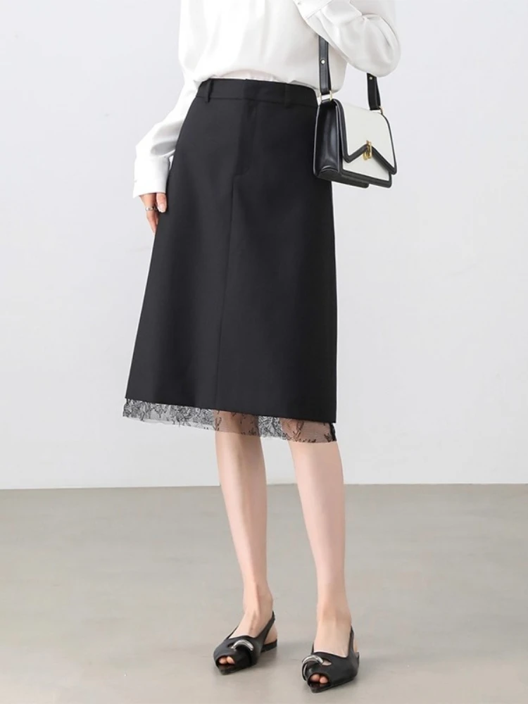 SENTUBILA Women's Black Splicing Lace Skirt 2025 Autumn New Modest Hip Covering Lightweight A-Line Midi Skirt 151Q58352
SENTUBILA Women's Black Splicing Lace Skirt 2025 Autumn New Modest Hip Covering Lightweight A-Line Midi Skirt 151Q58352