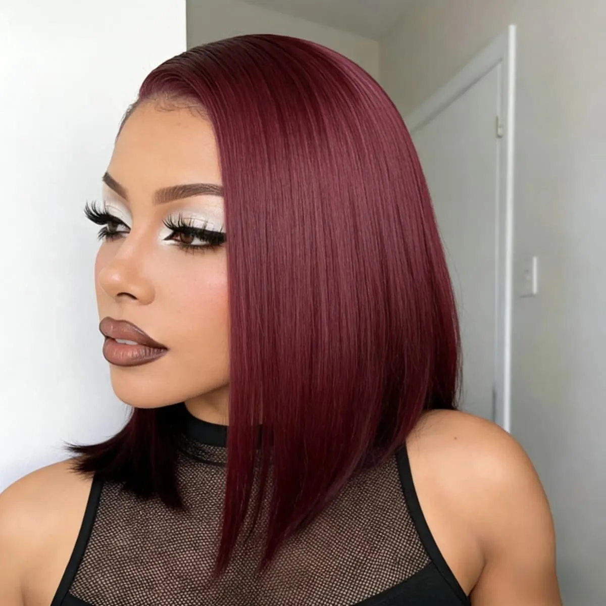 Синтетический парик 99J бордового цвета для женщин, короткий парик-боб с HD-кружевной передней частью 13x4, прямой, с возможностью свободного пробора, для косплея и рождественских мероприятий
Синтетический парик 99J бордового цвета для женщин, короткий парик-боб с HD-кружевной передней частью 13x4, прямой, с возможностью свободного пробора, для косплея и рождественских мероприятий