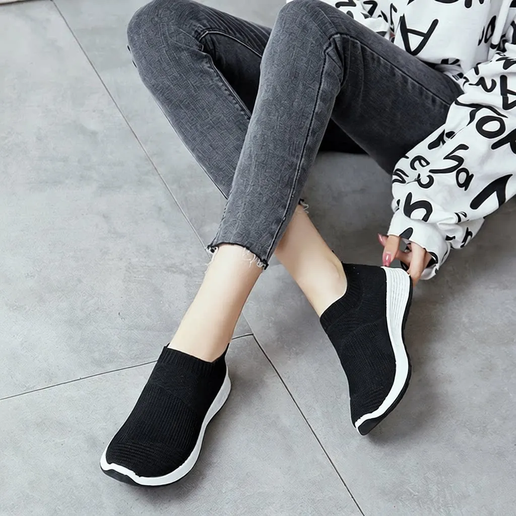 Women's Casual Fly Knit Sports Shoes Breathable Lightweight Mesh Upper Soft Bottom Sock Sneakers Comfortable All Season Footwear
Women's Casual Fly Knit Sports Shoes Breathable Lightweight Mesh Upper Soft Bottom Sock Sneakers Comfortable All Season Footwear