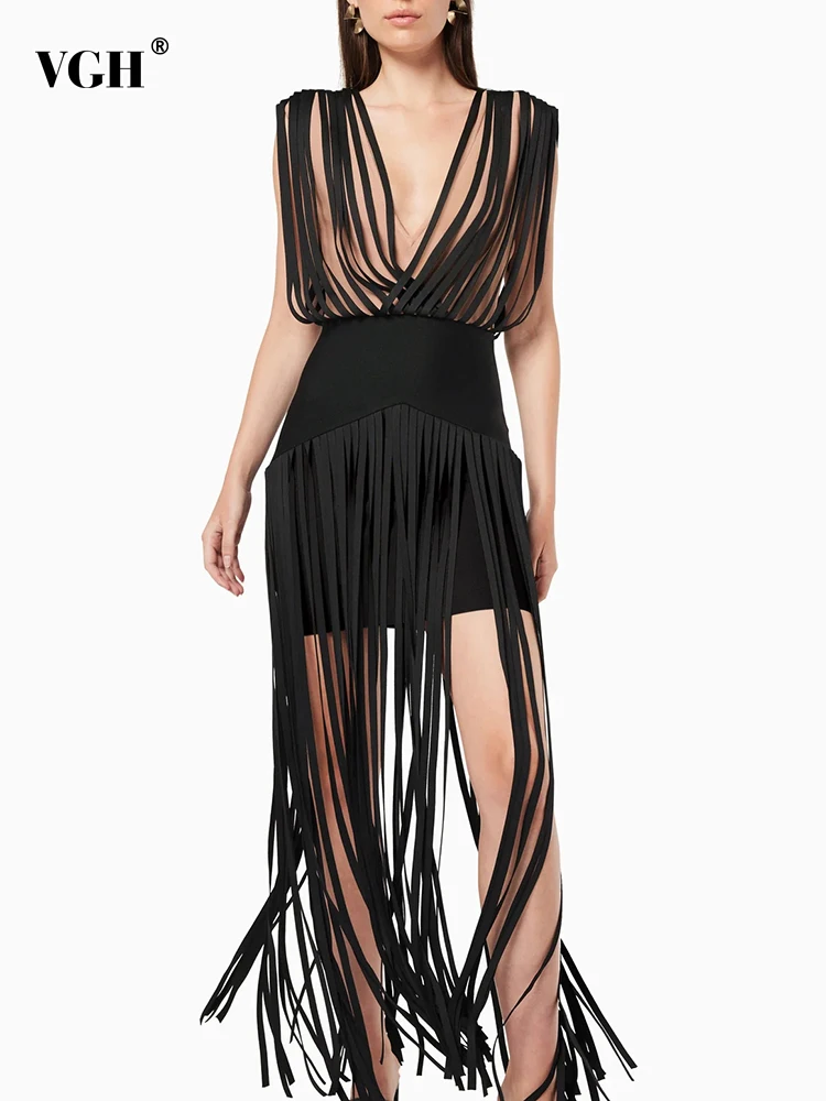 VGH Patchwork Tassel Sexy Backless Dresses For Women V Neck Sleeveless High Waist Solid Bodycon Party Dress Female Fashion Style
VGH Patchwork Tassel Sexy Backless Dresses For Women V Neck Sleeveless High Waist Solid Bodycon Party Dress Female Fashion Style