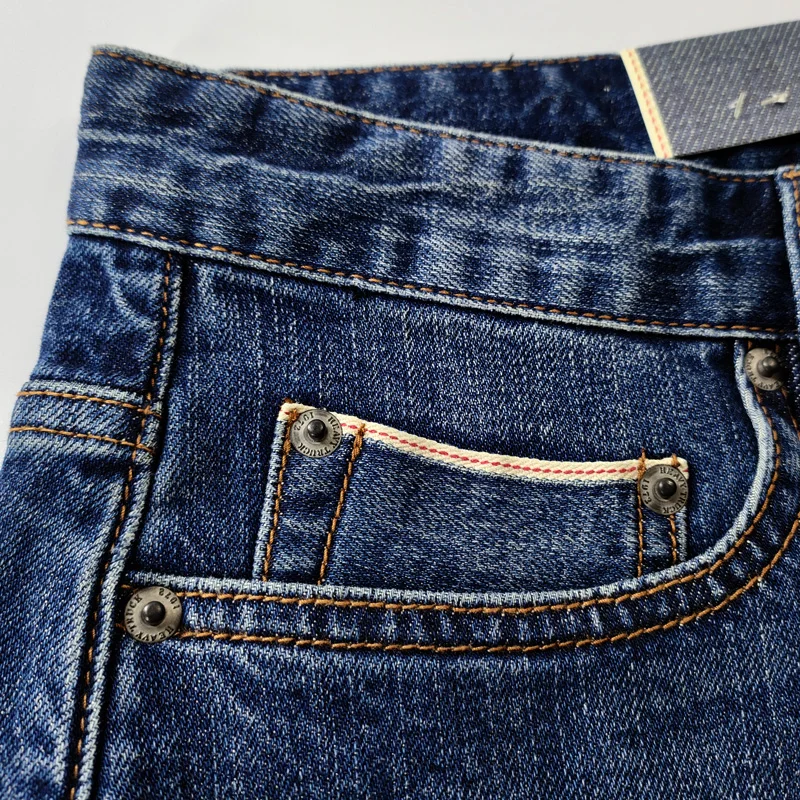 Washed Denim Jeans Red Ear Body Fit Straight Leg YKK Zipper Nine Point Long Trousers Spring Summer Autumn Winter Casual Men's...
Washed Denim Jeans Red Ear Body Fit Straight Leg YKK Zipper Nine Point Long Trousers Spring Summer Autumn Winter Casual Men's...