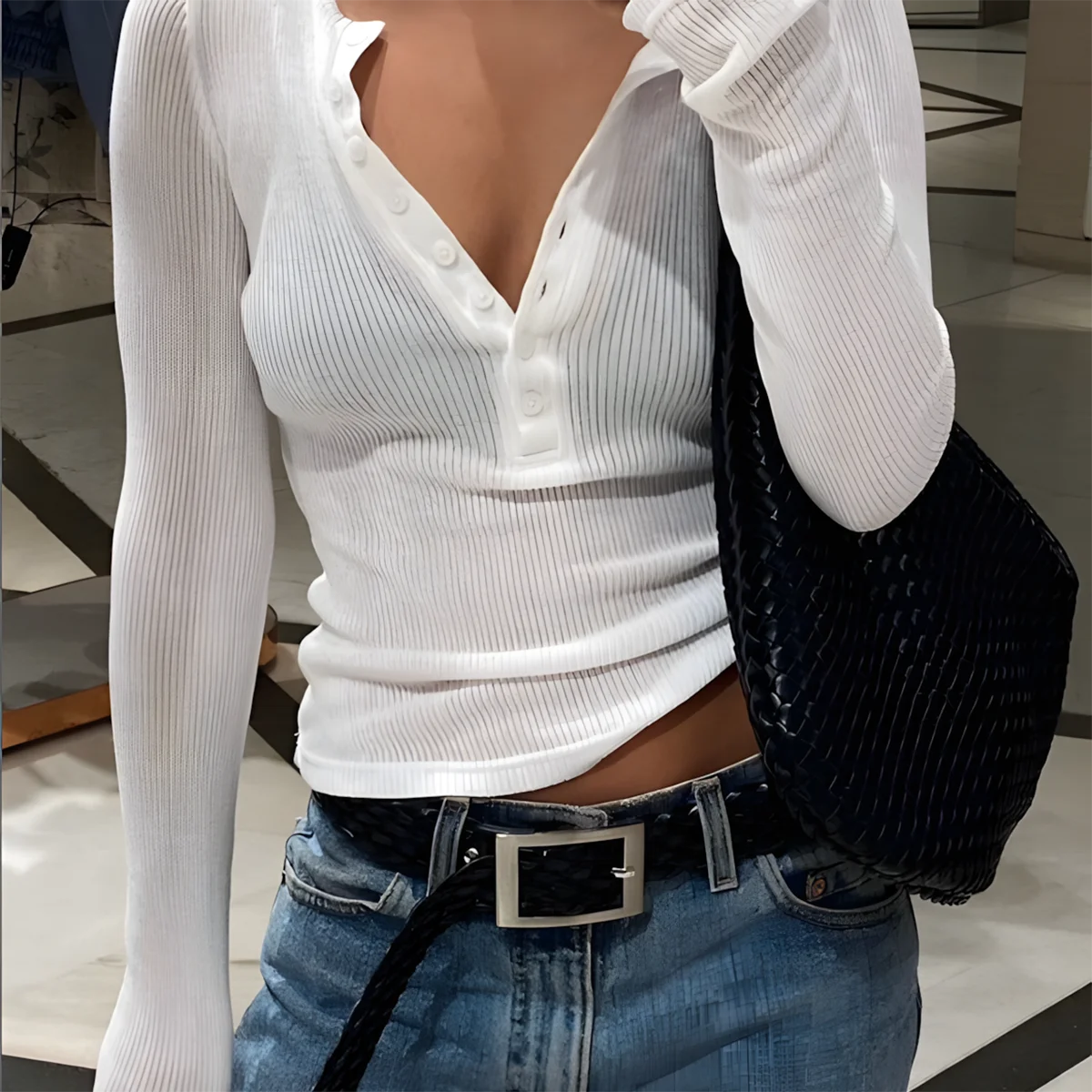 Современный винтажный вязаный топ в рубчик — пуловер с длинными рукавами и пуговицами, каменно-бежевый/оптический белый/черный карбон
Современный винтажный вязаный топ в рубчик — пуловер с длинными рукавами и пуговицами, каменно-бежевый/оптический белый/черный карбон