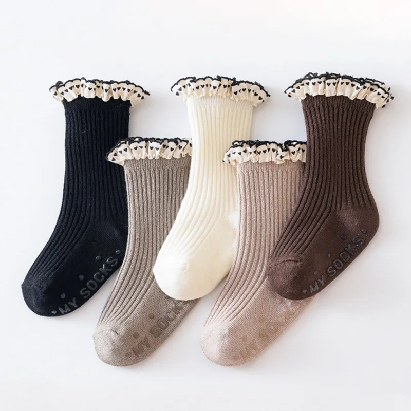 Осенне-зимние детские вязаные носки для девочек, противоскользящие кружевные носки для новорожденных девочек, хлопковые носки для малышей, аксессуары для детей 0–3 лет
Осенне-зимние детские вязаные носки для девочек, противоскользящие кружевные носки для новорожденных девочек, хлопковые носки для малышей, аксессуары для детей 0–3 лет