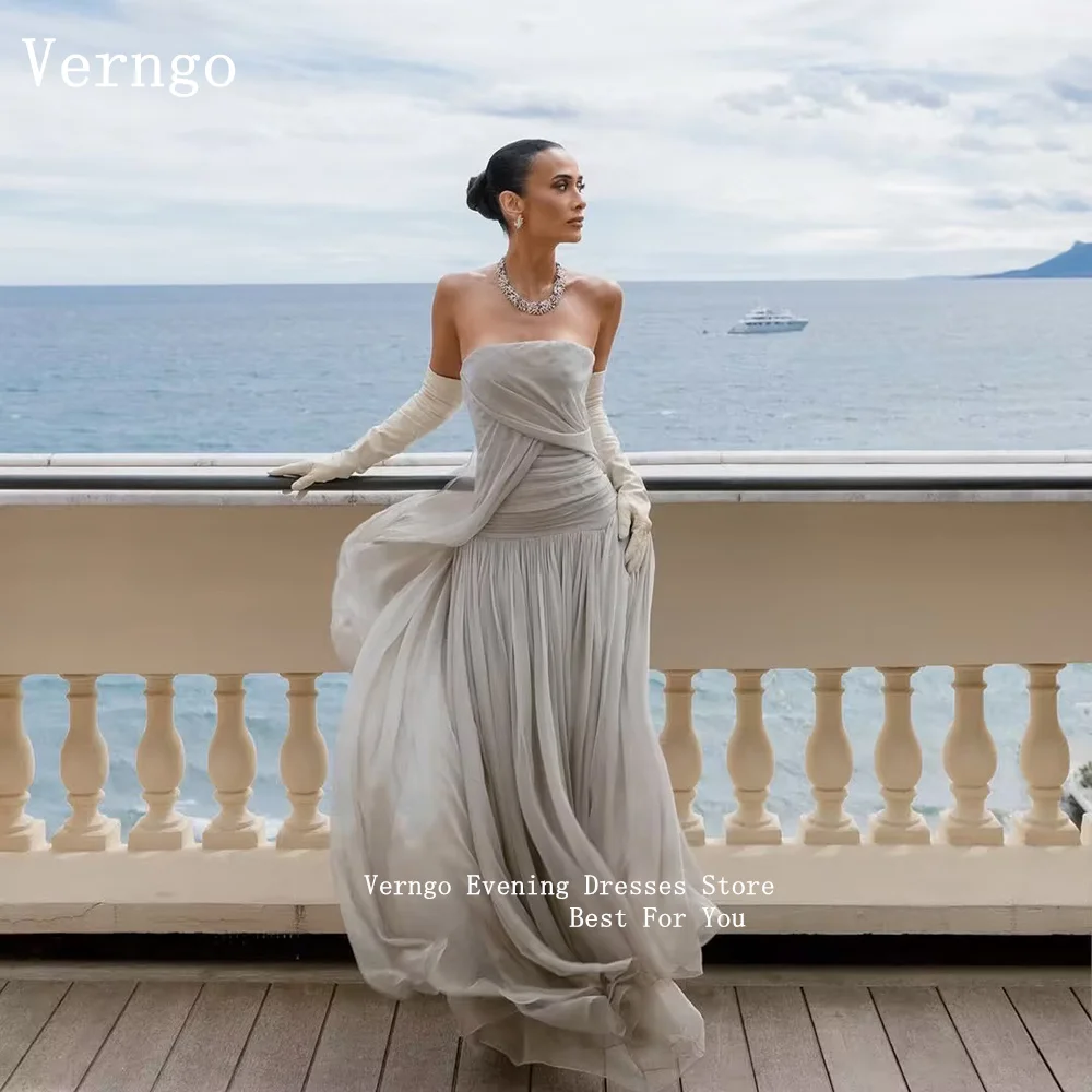 Verngo Gray Tulle A Line Evening Dress Flowers Prom Gowns Strapless Pleated Corset Prom Dresses Gala 2026 Customized
Verngo Gray Tulle A Line Evening Dress Flowers Prom Gowns Strapless Pleated Corset Prom Dresses Gala 2026 Customized