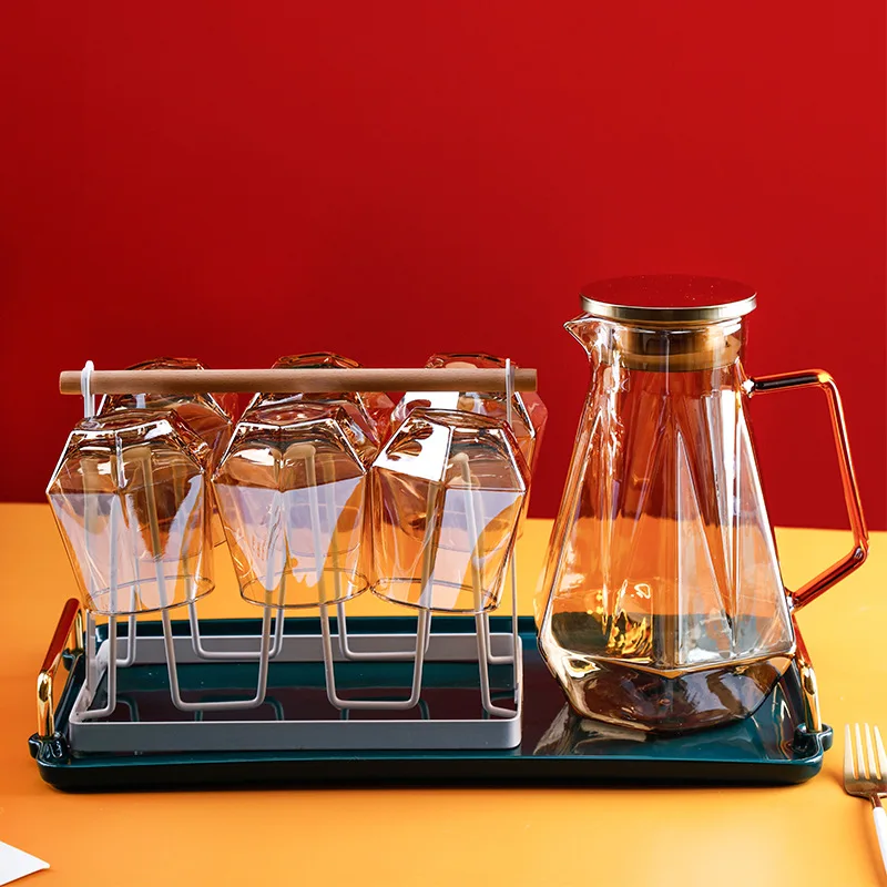 7Pcs Modern Simple Light Luxury Cold Kettle Transparent Glass Set Home Decoration
7Pcs Modern Simple Light Luxury Cold Kettle Transparent Glass Set Home Decoration