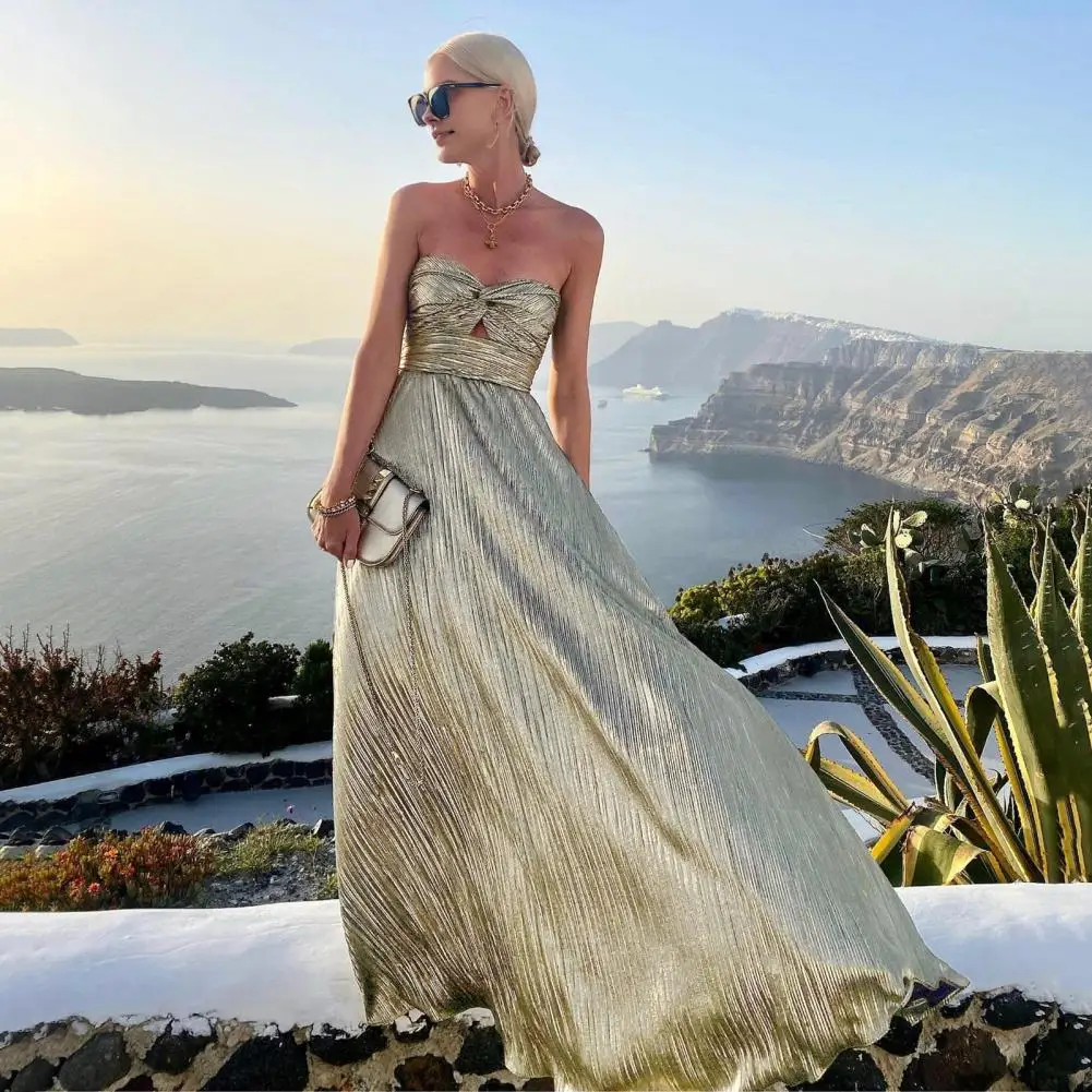 Party Dress Elegant Off Shoulder Evening Gown with Bronzing Bandeau Pleated High Waist for Prom Party or Banquet Events Off
Party Dress Elegant Off Shoulder Evening Gown with Bronzing Bandeau Pleated High Waist for Prom Party or Banquet Events Off