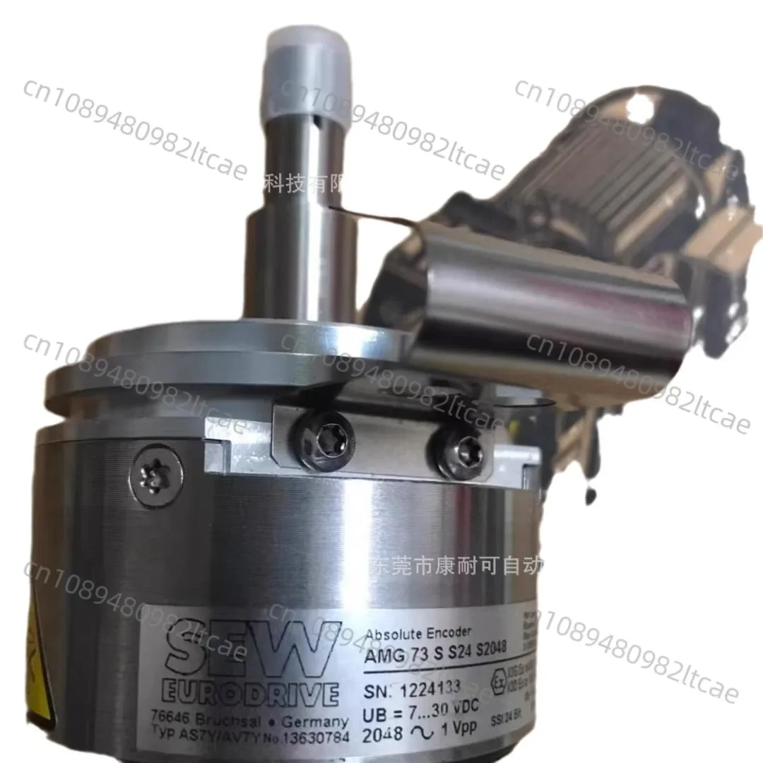 Оригинальный новый абсолютный энкодер SEW 73S S24 S2048 73SS24S2048 Eurodrive AS7Y 
Оригинальный новый абсолютный энкодер SEW 73S S24 S2048 73SS24S2048 Eurodrive AS7Y