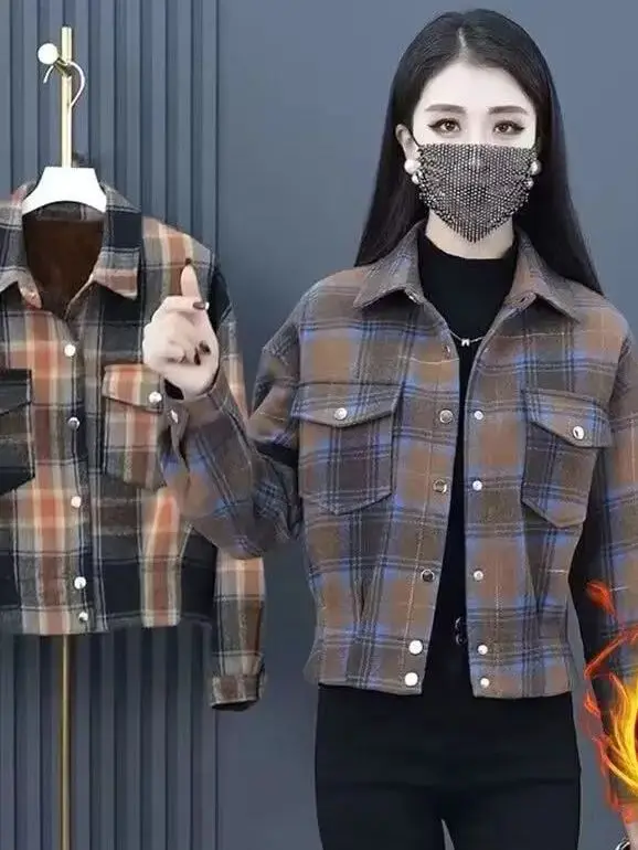 Thickened Fleece Winter Coat for plus Size Women Korean Style Commute High Waist Flannel Plaid Jacket Large Size Women's Fashion
Thickened Fleece Winter Coat for plus Size Women Korean Style Commute High Waist Flannel Plaid Jacket Large Size Women's Fashion