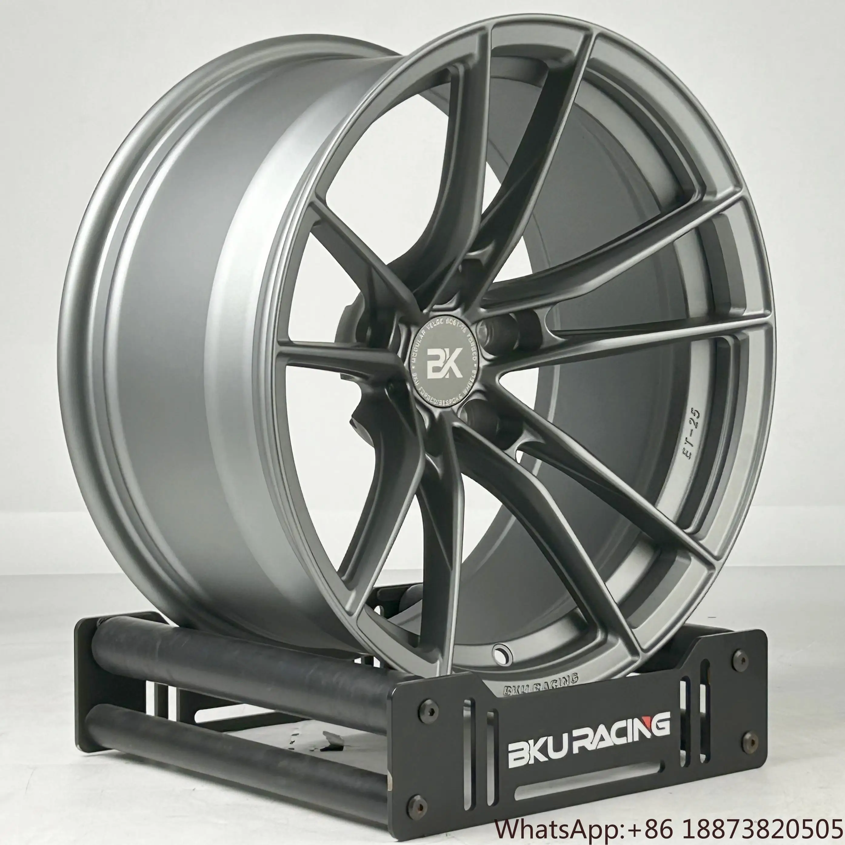 Кованые колеса 5x112, 18 19 20 21 дюймов, диски на заказ, 9-11,5J, высокопрочное сверхвогнутое гоночное легкосплавное колесо 
Кованые колеса 5x112, 18 19 20 21 дюймов, диски на заказ, 9-11,5J, высокопрочное сверхвогнутое гоночное легкосплавное колесо