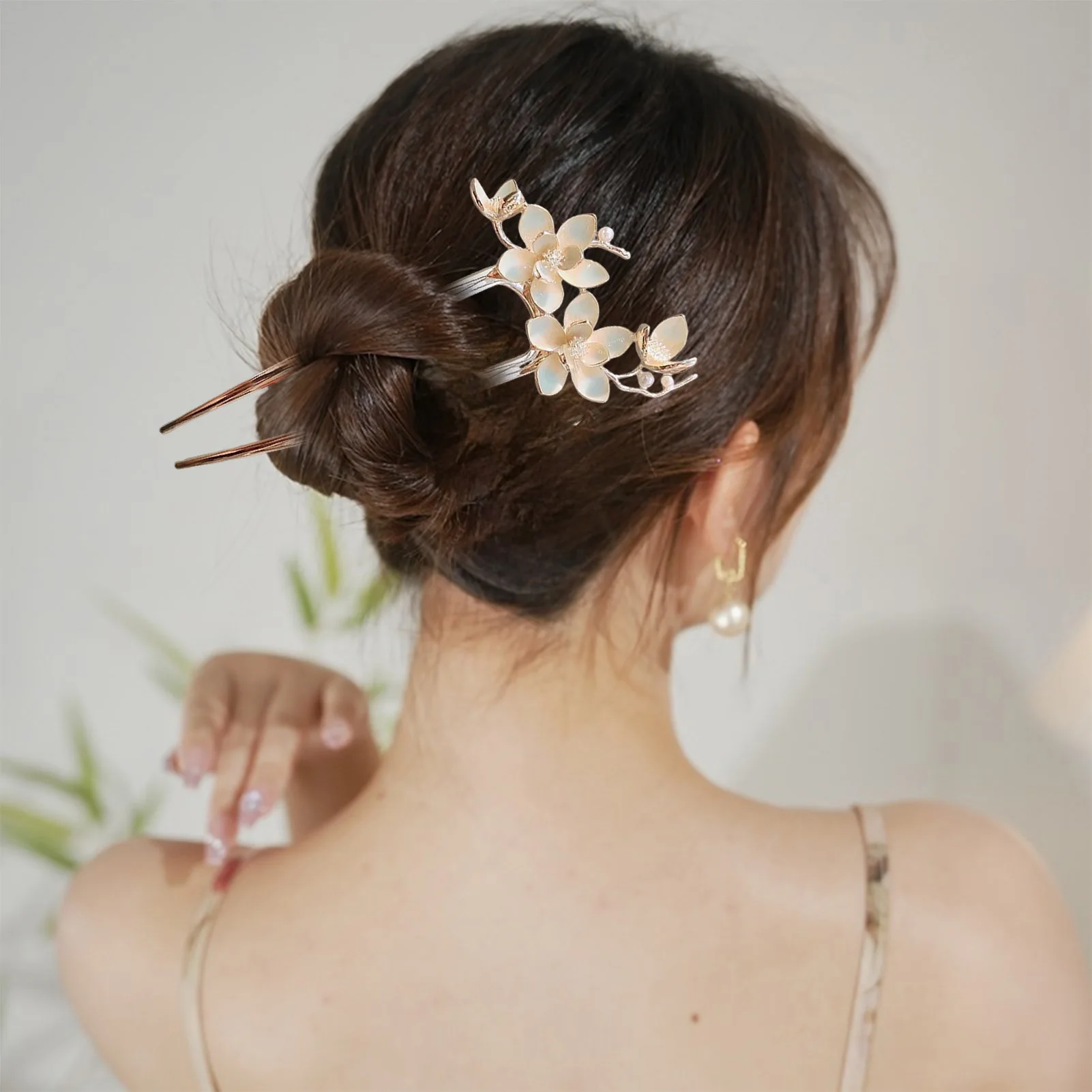 Elegant Flower Hairpin U Shaped Metal Hair Sticks Forks Women Headwear Chinese Style Girl Hair Accessory Ornament Styling Tool
Elegant Flower Hairpin U Shaped Metal Hair Sticks Forks Women Headwear Chinese Style Girl Hair Accessory Ornament Styling Tool