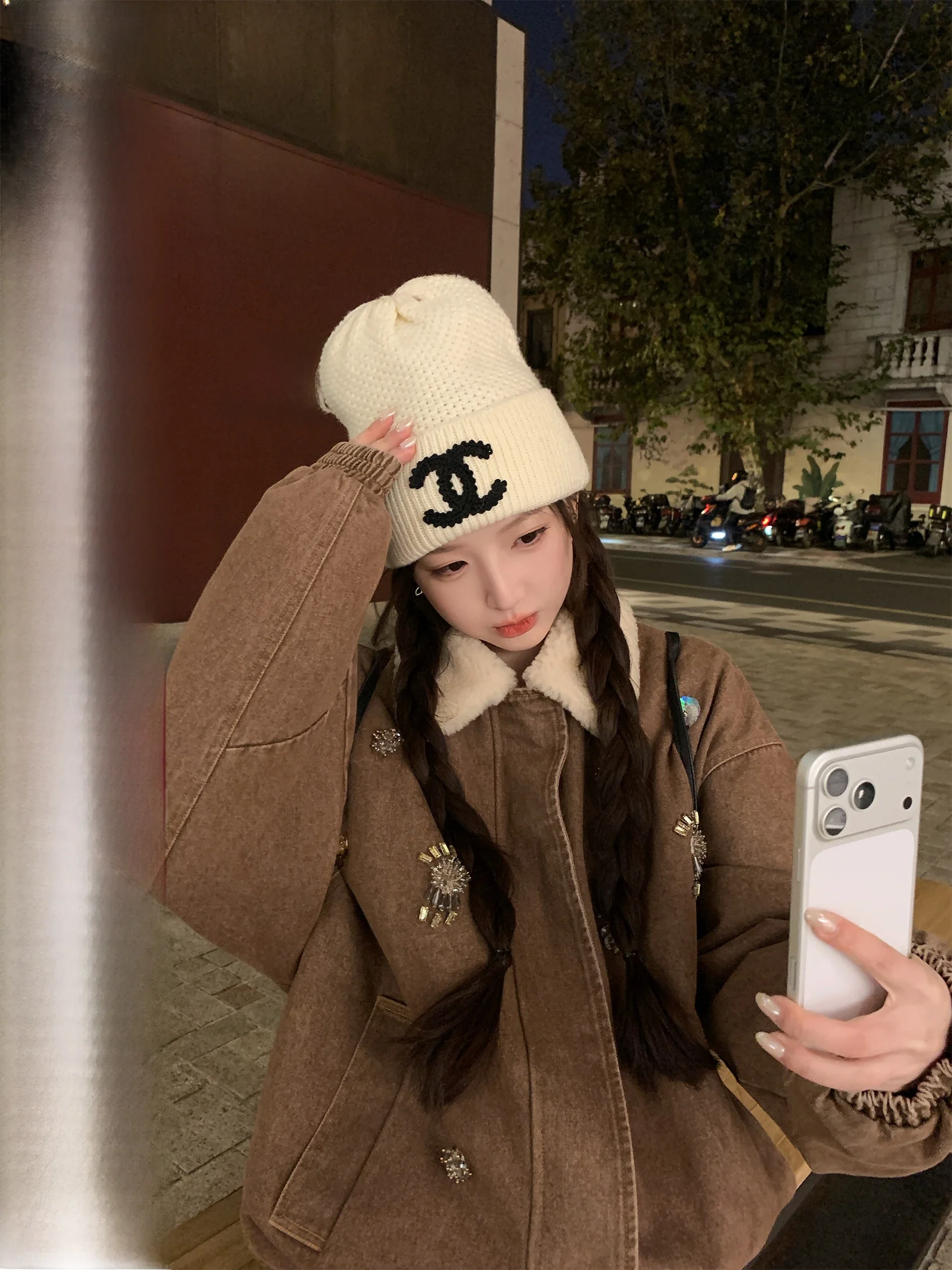 Dearhua Heavyweight Denim White Goose down Jaet Lamb Fur Collar Casual Sle Women's Puffer Coat Warm Long Sve Regular Fit
Dearhua Heavyweight Denim White Goose down Jaet Lamb Fur Collar Casual Sle Women's Puffer Coat Warm Long Sve Regular Fit