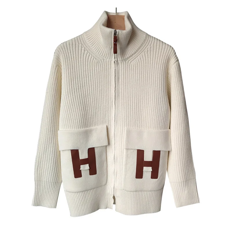 Women Solid Color Knit Cardigan 2025 Winter New Loose Casual Stand Collar Long Sleeve Sweater Coat
Women Solid Color Knit Cardigan 2025 Winter New Loose Casual Stand Collar Long Sleeve Sweater Coat