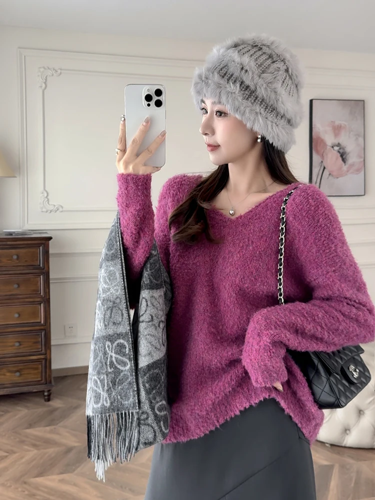 Zhang ei Winter Wool Blend Knit Sweater V-Ne Dragon Fruit Color Dyed Long Sve Loose Fit Pullover Winter 2024
Zhang ei Winter Wool Blend Knit Sweater V-Ne Dragon Fruit Color Dyed Long Sve Loose Fit Pullover Winter 2024