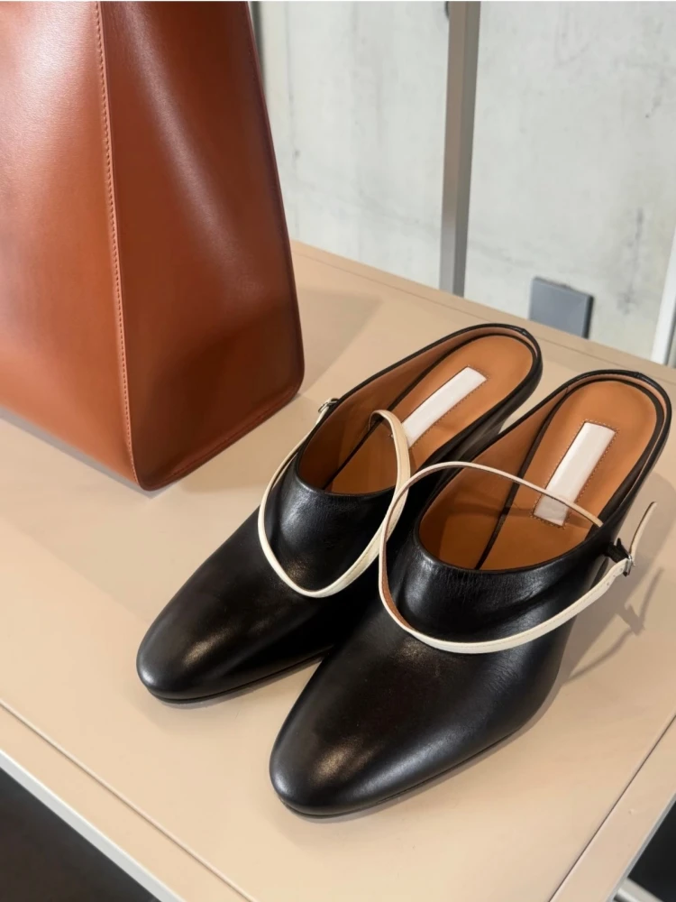 2026 Summer Women Daily Commuting Pumps Fashion Solid Color Genuine Leather Sandals Simple Pointed-toe Thick Heels Muller Shoes
2026 Summer Women Daily Commuting Pumps Fashion Solid Color Genuine Leather Sandals Simple Pointed-toe Thick Heels Muller Shoes