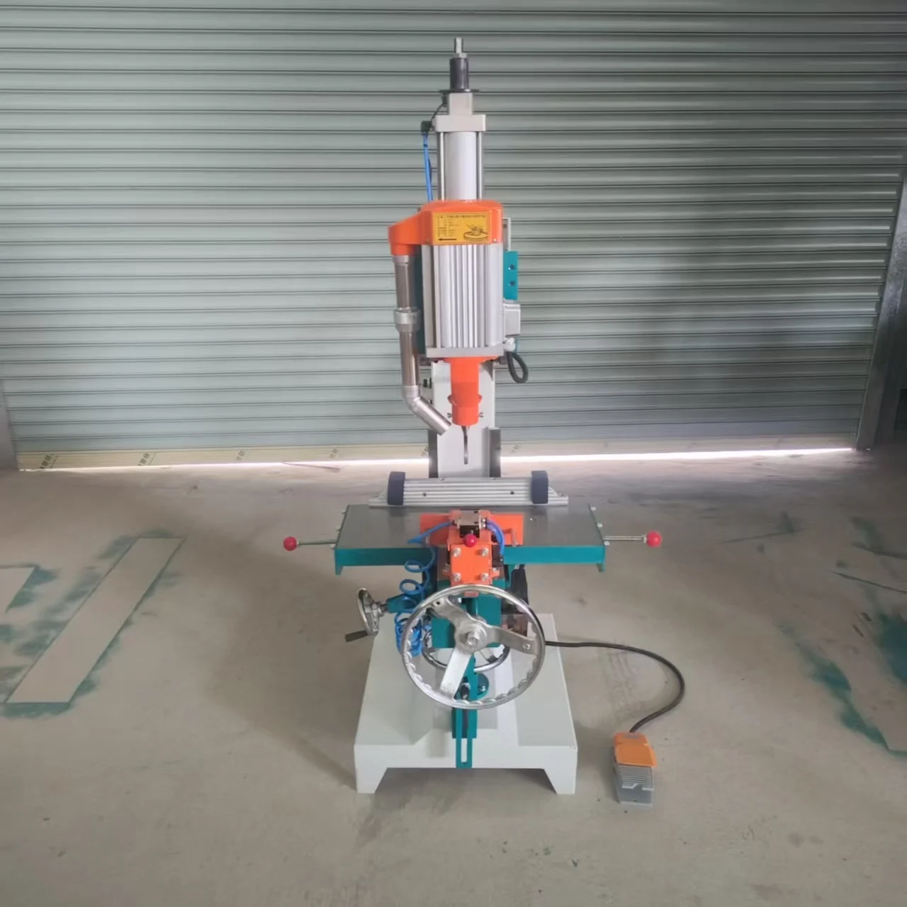 Woodworking Pneumatic Pedal Infrared Hollow Square Hole Drill Chisel Mortiser Mortising Machine
Woodworking Pneumatic Pedal Infrared Hollow Square Hole Drill Chisel Mortiser Mortising Machine