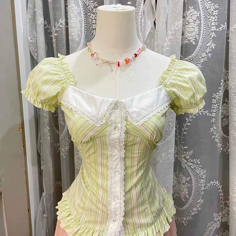 Vintage Plaid Shirts Women Y2K Harajuku Lace Ruffles Patchwork Blouses Summer Japanese Puff Short Sleeve Slim Design Tops New
Vintage Plaid Shirts Women Y2K Harajuku Lace Ruffles Patchwork Blouses Summer Japanese Puff Short Sleeve Slim Design Tops New