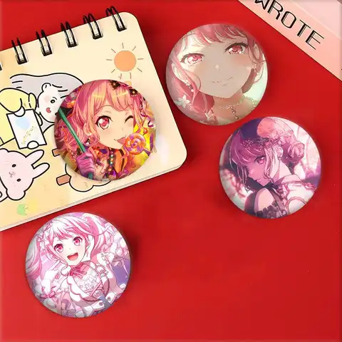 Anime Cute Girl B-BanG Dream Aya Maruyama Distintivi Distintivo laser rotondo Spilla cartone animato Vestiti Zaino Accessori Risvolto