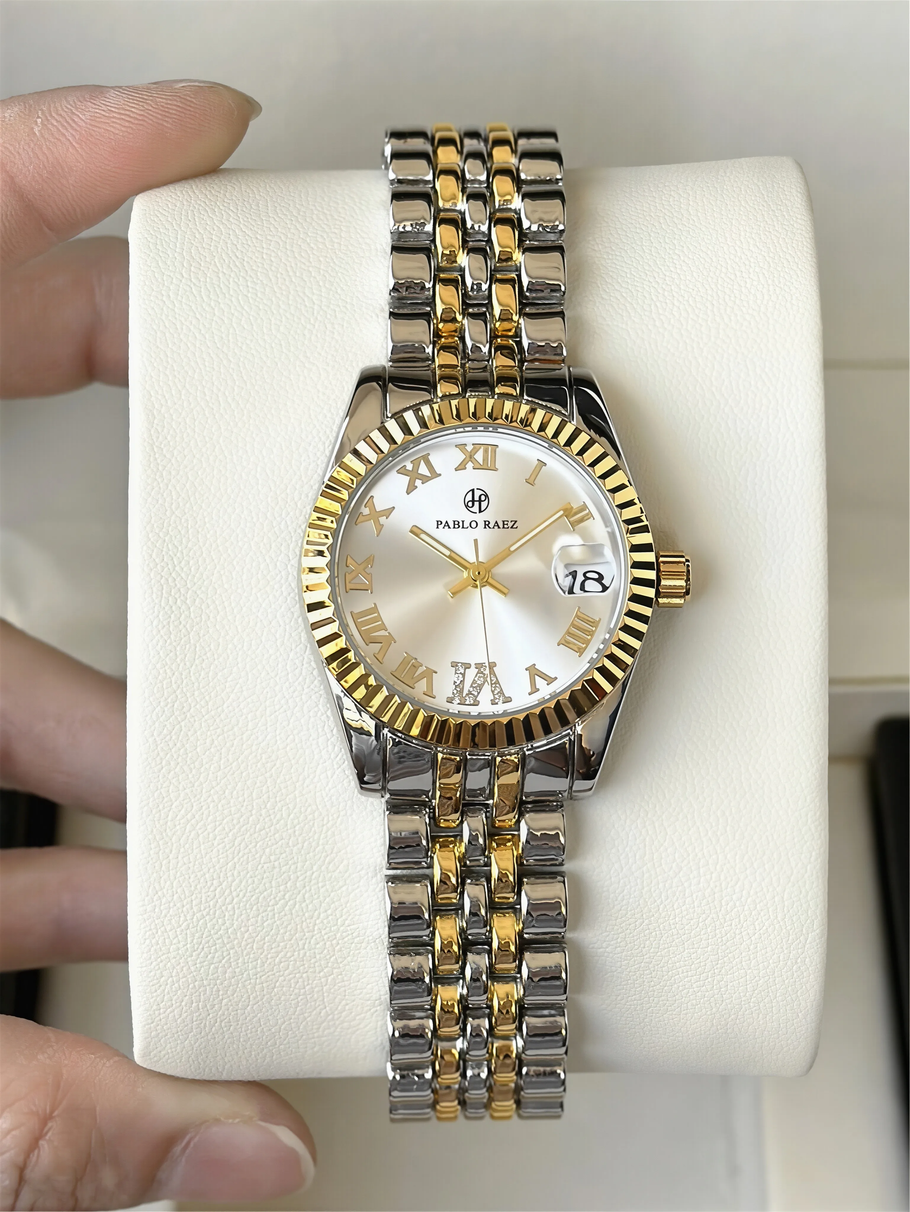 PABLO RAEZ Real shot Fashion Women's Wristwatch Waterproof Luminous Date Elegant Ladies Stainless Steel Quartz Watch For Reloj
PABLO RAEZ Real shot Fashion Women's Wristwatch Waterproof Luminous Date Elegant Ladies Stainless Steel Quartz Watch For Reloj