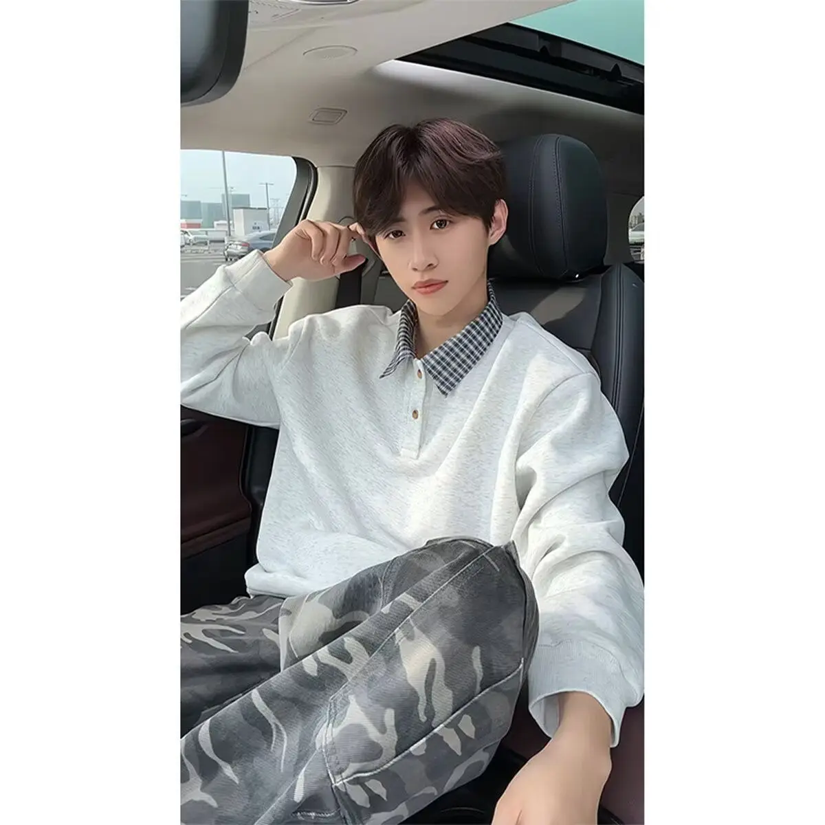 Trendy Plaid Collar Patchwork Fake Two-Piece Sweatshirt Men's Loose Long Sleeve Shirt Autumn Winter New Style Casual Wear
Trendy Plaid Collar Patchwork Fake Two-Piece Sweatshirt Men's Loose Long Sleeve Shirt Autumn Winter New Style Casual Wear