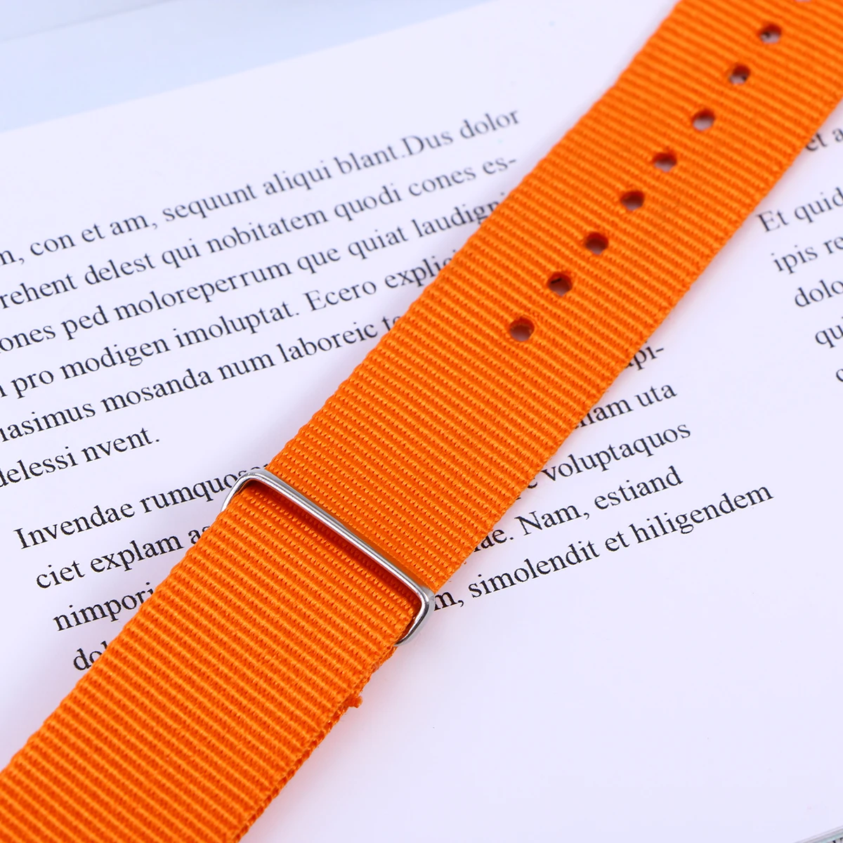 Nylon Strap Scratch-resistant Watch Bands Elastic Mechanically Braided 22mm Woven
Nylon Strap Scratch-resistant Watch Bands Elastic Mechanically Braided 22mm Woven