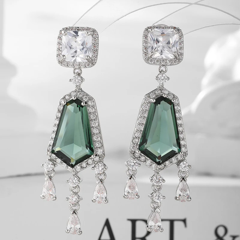 Fashion Geometric Design CZ Long Earring Luxury Waterdrop Cubic Zirconia Women Party High Quality CZ Jewelry for Wedding
Fashion Geometric Design CZ Long Earring Luxury Waterdrop Cubic Zirconia Women Party High Quality CZ Jewelry for Wedding