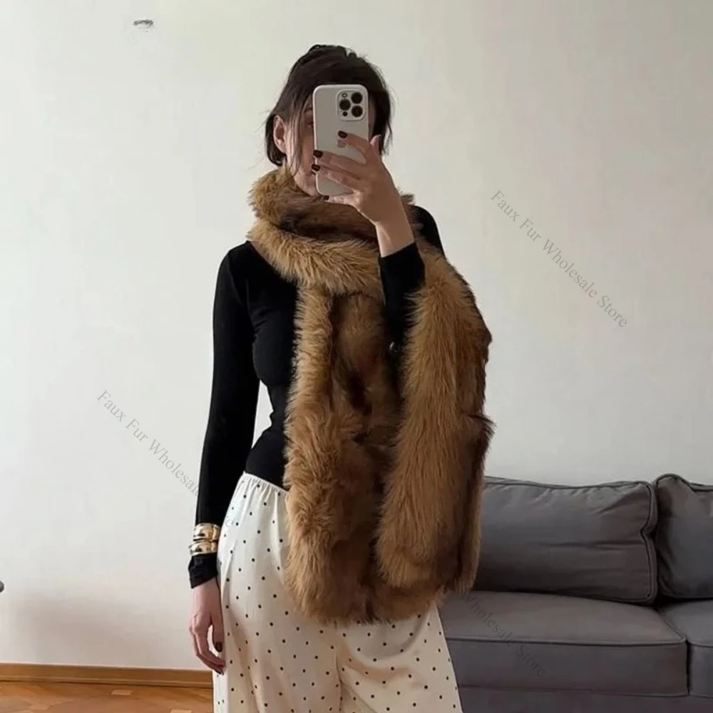 2026 Brand Fashion Faux Fur Scarf for Woman Autumn Winter Fluffy Striped Eco Fox Fur Neckerchief Luxury Shawl Scarves
2026 Brand Fashion Faux Fur Scarf for Woman Autumn Winter Fluffy Striped Eco Fox Fur Neckerchief Luxury Shawl Scarves