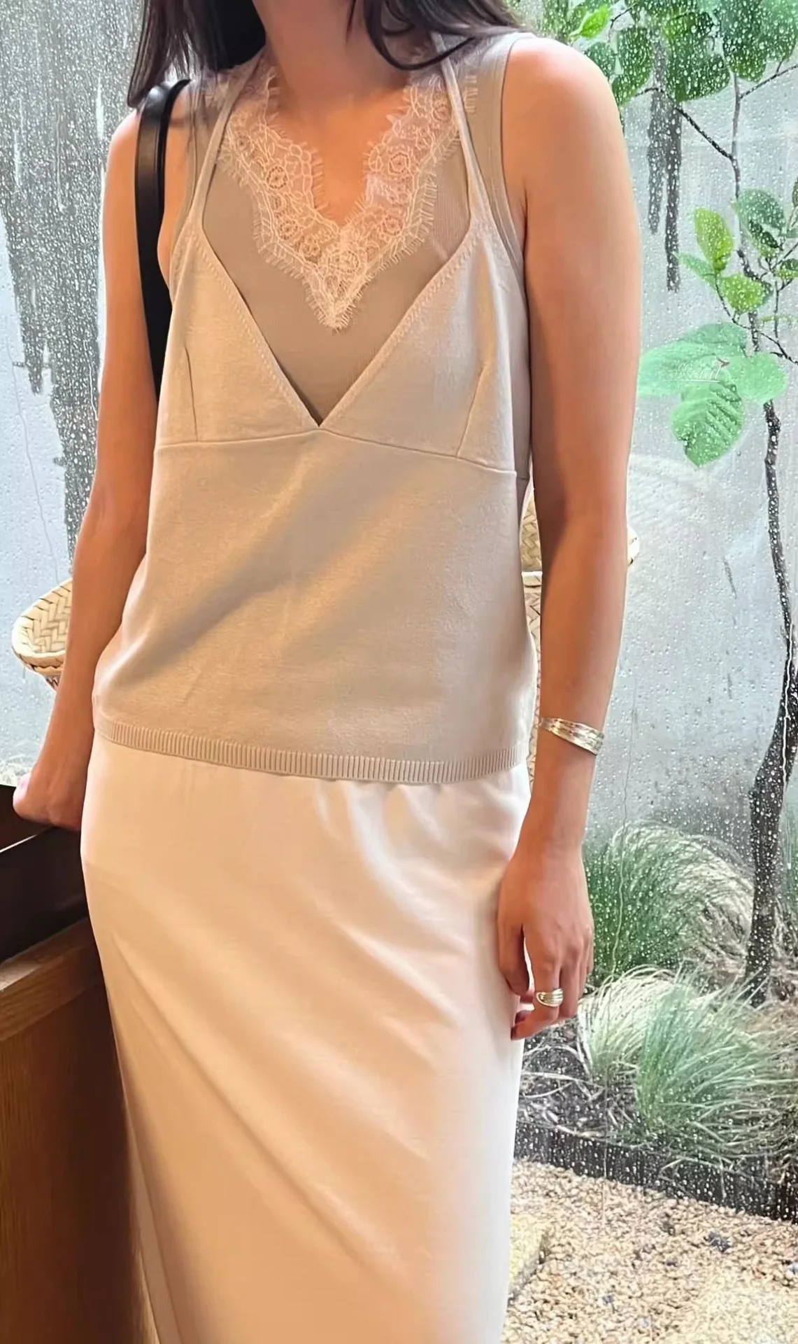Delicate Lace Trim Base Layer Vest Versatile Monoha Summer New Arrival Women's Casual Cotton Color On-The-Go Style
Delicate Lace Trim Base Layer Vest Versatile Monoha Summer New Arrival Women's Casual Cotton Color On-The-Go Style