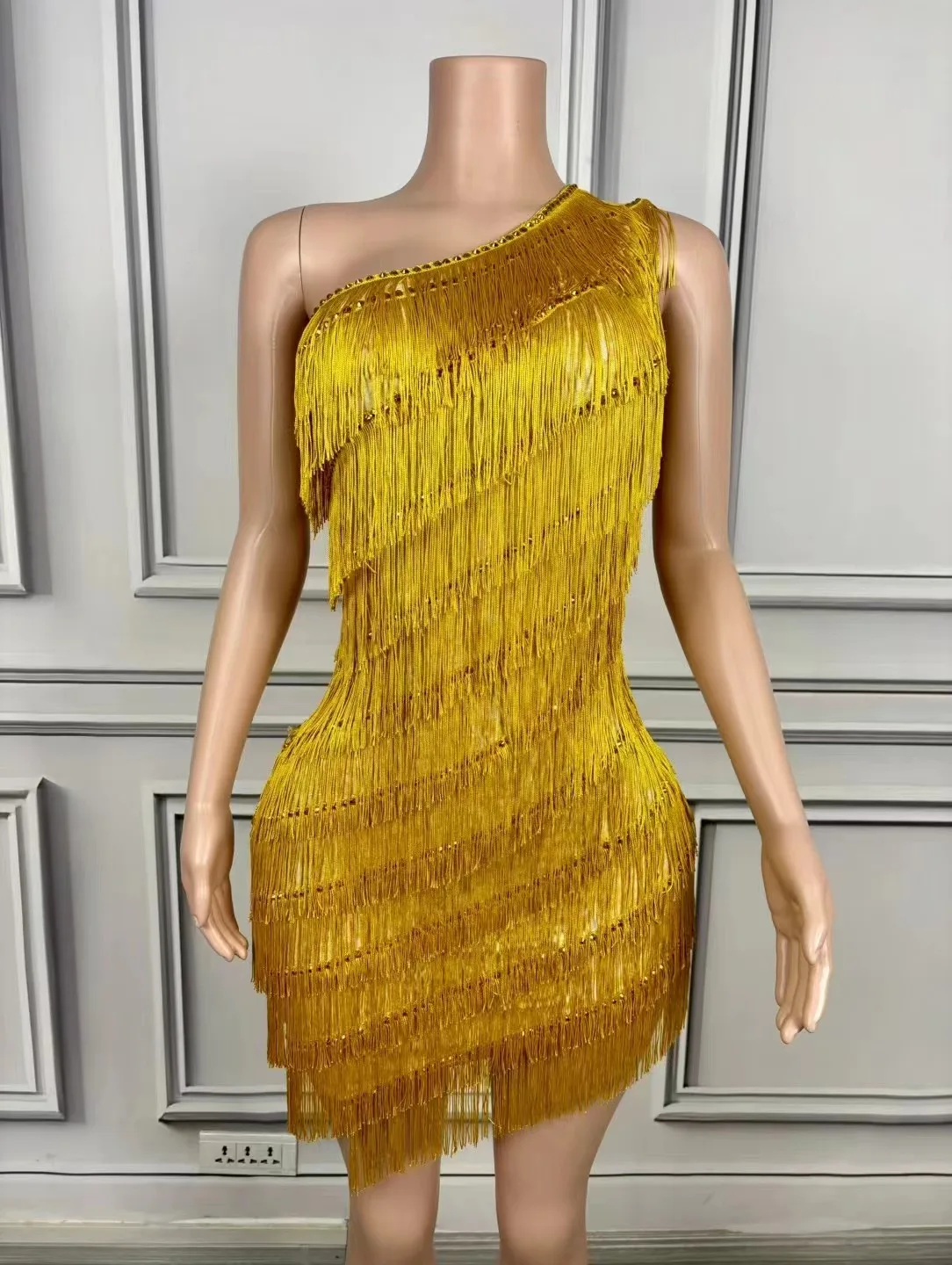 Shining Golden Tassel Long Women Dress Evening Wedding Attire Photo Shoot Show Wear Jazz Dance Sing Stage Performance Costumes
Shining Golden Tassel Long Women Dress Evening Wedding Attire Photo Shoot Show Wear Jazz Dance Sing Stage Performance Costumes
