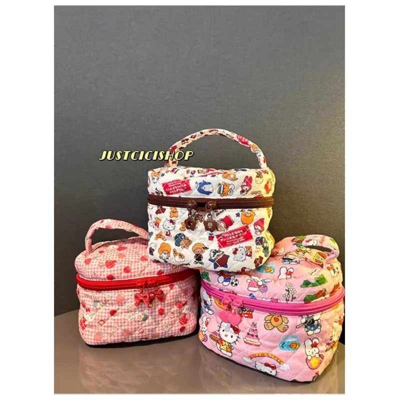 Hello Kitty Makeup Bag Anime Cute KT Women Accessories Cotton Fabric Large Capacity Cosmetics Storage Kawaii Girl Gift Wholesale
Hello Kitty Makeup Bag Anime Cute KT Women Accessories Cotton Fabric Large Capacity Cosmetics Storage Kawaii Girl Gift Wholesale