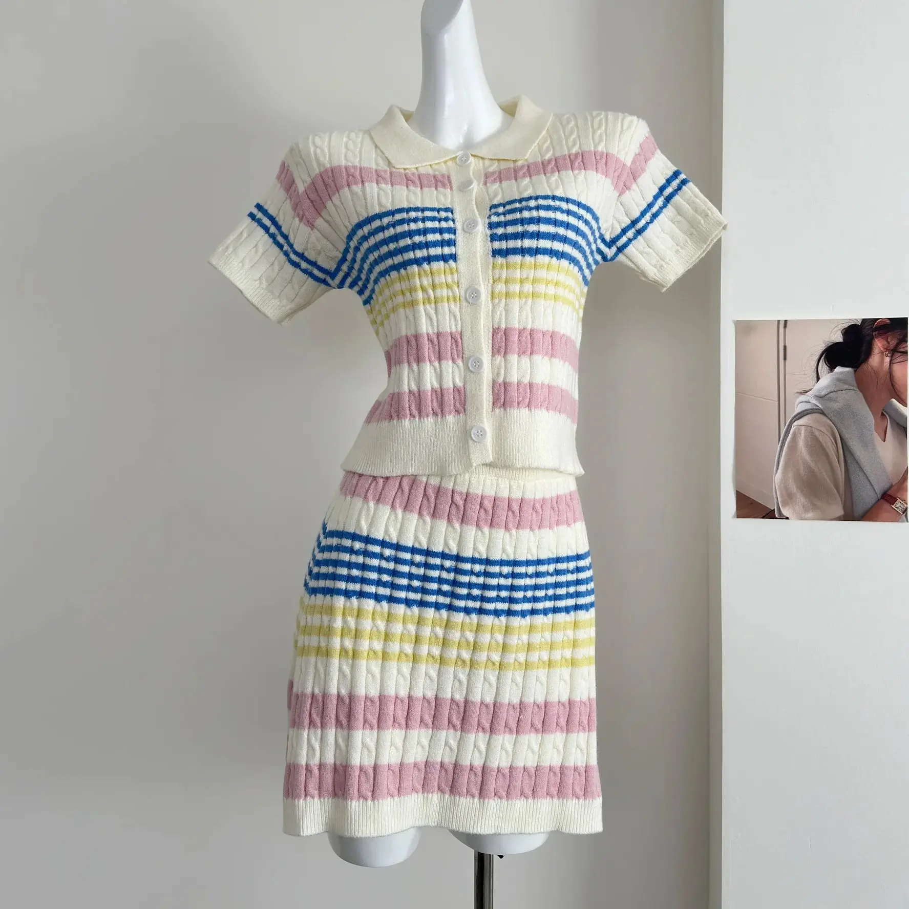 Sweet Colorful Striped Knitted Two Piece Set Women Preppy Style Summer Sweater Cardigan & Pleated Skirts 2 Piece Suits Outfits
Sweet Colorful Striped Knitted Two Piece Set Women Preppy Style Summer Sweater Cardigan & Pleated Skirts 2 Piece Suits Outfits