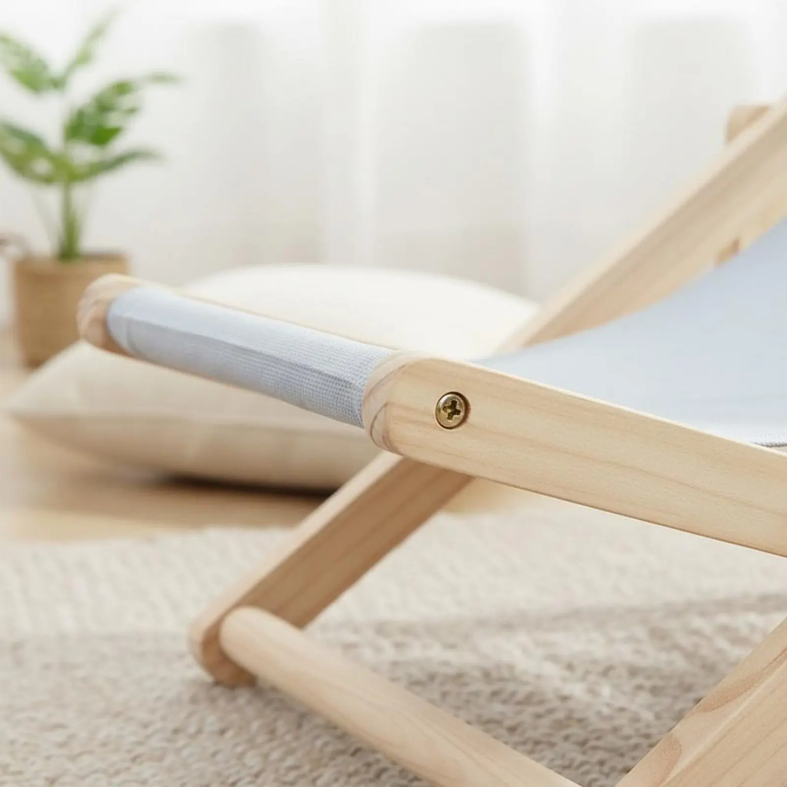 Pet Recliner Chair Elevated Design Cat Deck Chair Adjustable Pet Lounger Breathable Textile Wooden Cat Swing Bed for Balcony
Pet Recliner Chair Elevated Design Cat Deck Chair Adjustable Pet Lounger Breathable Textile Wooden Cat Swing Bed for Balcony