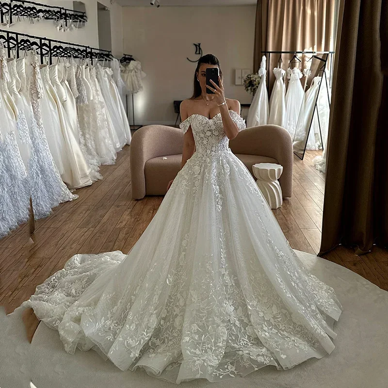 Customized Lace Appliques Wedding Dresses A-line Off Shoulder Sweetheart Wedding Gowns Backless Bride Gown vestidos de novia
Customized Lace Appliques Wedding Dresses A-line Off Shoulder Sweetheart Wedding Gowns Backless Bride Gown vestidos de novia