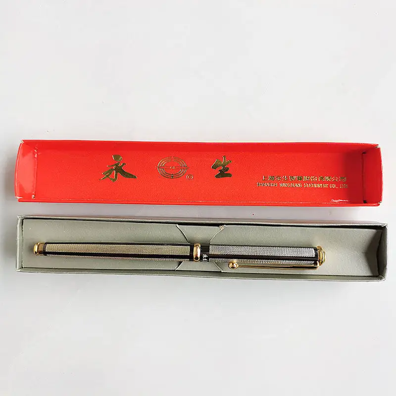 Vintage Yong Sheng 805 Fountain Pen, Bright Point, Smooth Writing for Calligraphy Practice, Daily Stationery, 1990s
Vintage Yong Sheng 805 Fountain Pen, Bright Point, Smooth Writing for Calligraphy Practice, Daily Stationery, 1990s