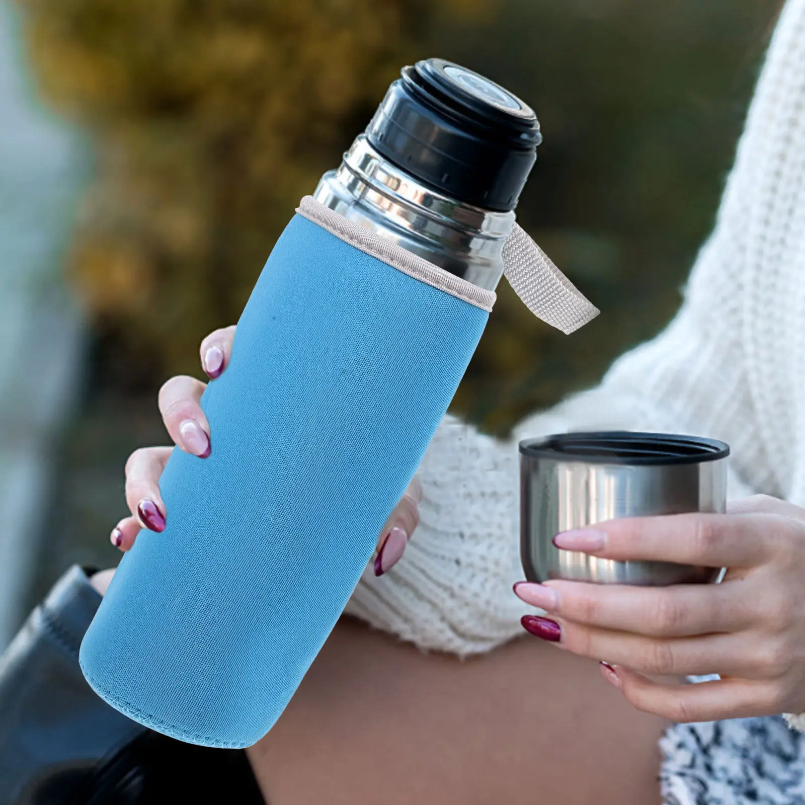 550Ml Insulated Water Bottle Carrier Bag Pouch Lightweight Waterproof Foldable Easy Clean Holder for Stainless Steel Glass
550Ml Insulated Water Bottle Carrier Bag Pouch Lightweight Waterproof Foldable Easy Clean Holder for Stainless Steel Glass