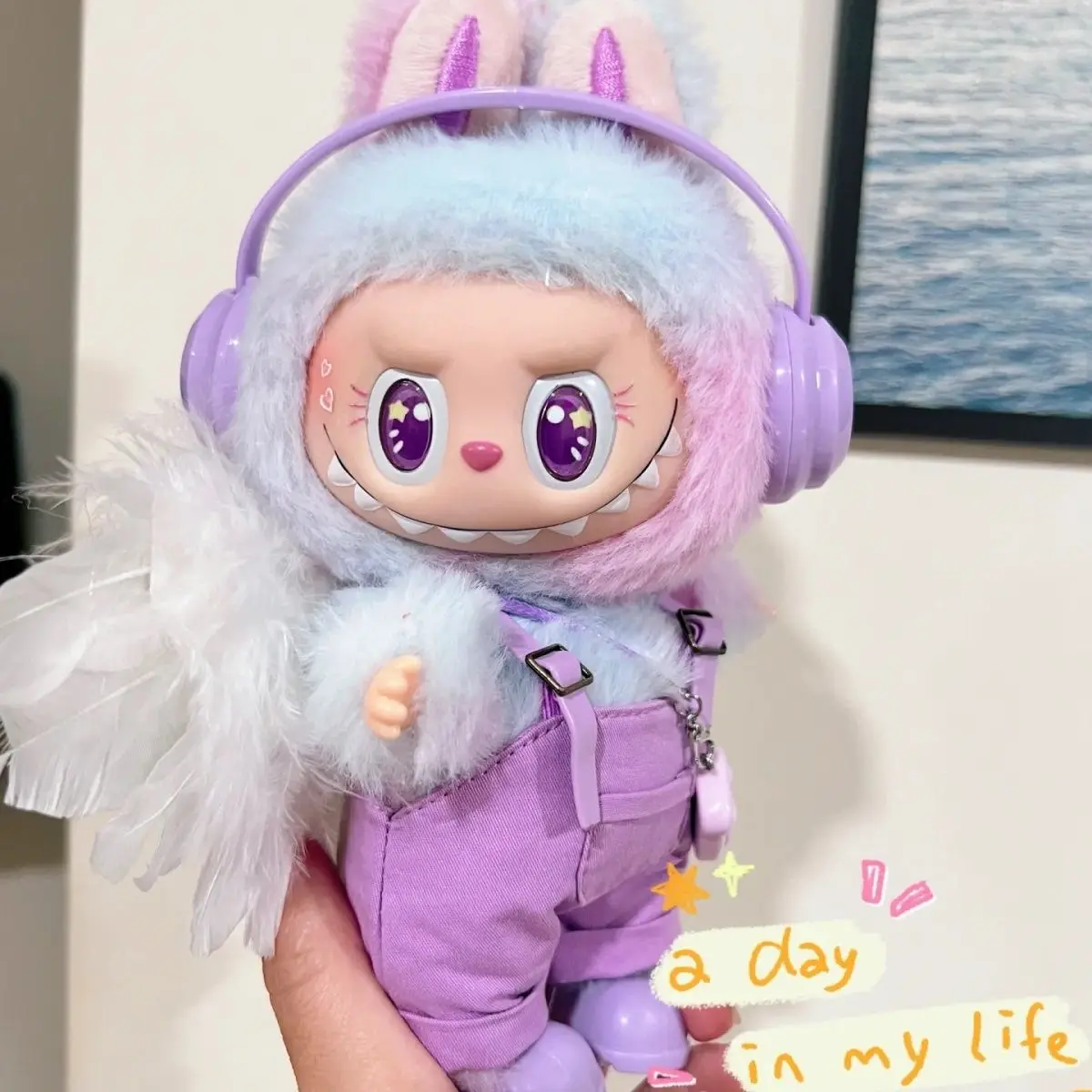 Labubu 1 2 3 Gen Doll Outfit Set Purple Pink Overalls Camera Wings Headphones Party Costume for Vinyl Figure Sitting Standing
Labubu 1 2 3 Gen Doll Outfit Set Purple Pink Overalls Camera Wings Headphones Party Costume for Vinyl Figure Sitting Standing
