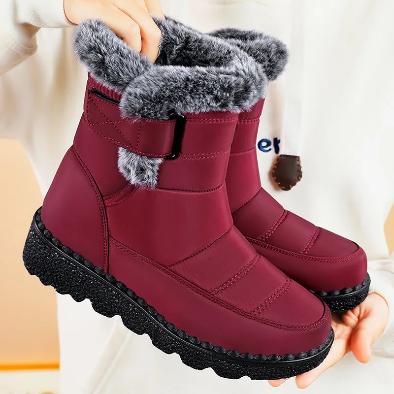 Women's Winter Thick Bottom Short Boots Fleece Lined Long Tube Boots Cold Resistant Cotton Boots Fashionable Snow Boots
Women's Winter Thick Bottom Short Boots Fleece Lined Long Tube Boots Cold Resistant Cotton Boots Fashionable Snow Boots