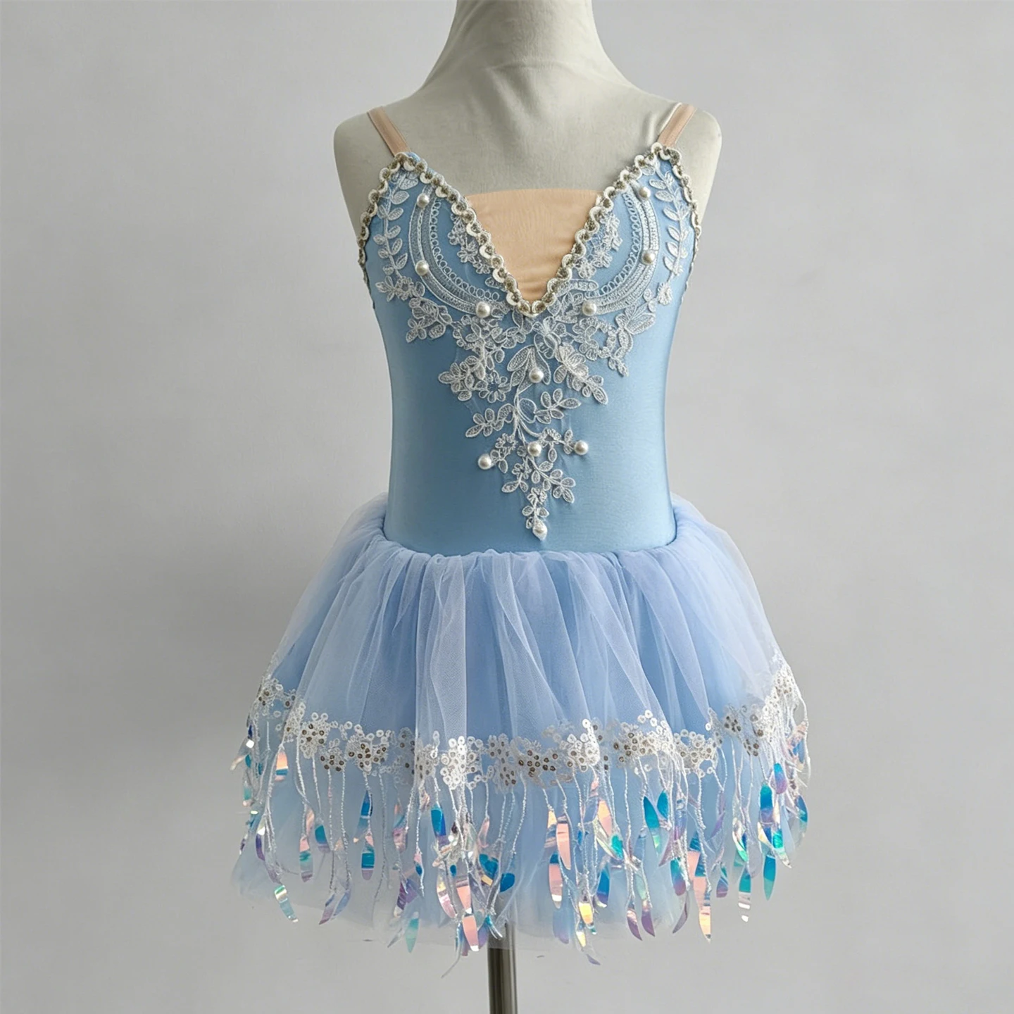Fashionable and cute children's girl birthday party dance performance costume, stretch fabric short ballet dress for children
Fashionable and cute children's girl birthday party dance performance costume, stretch fabric short ballet dress for children