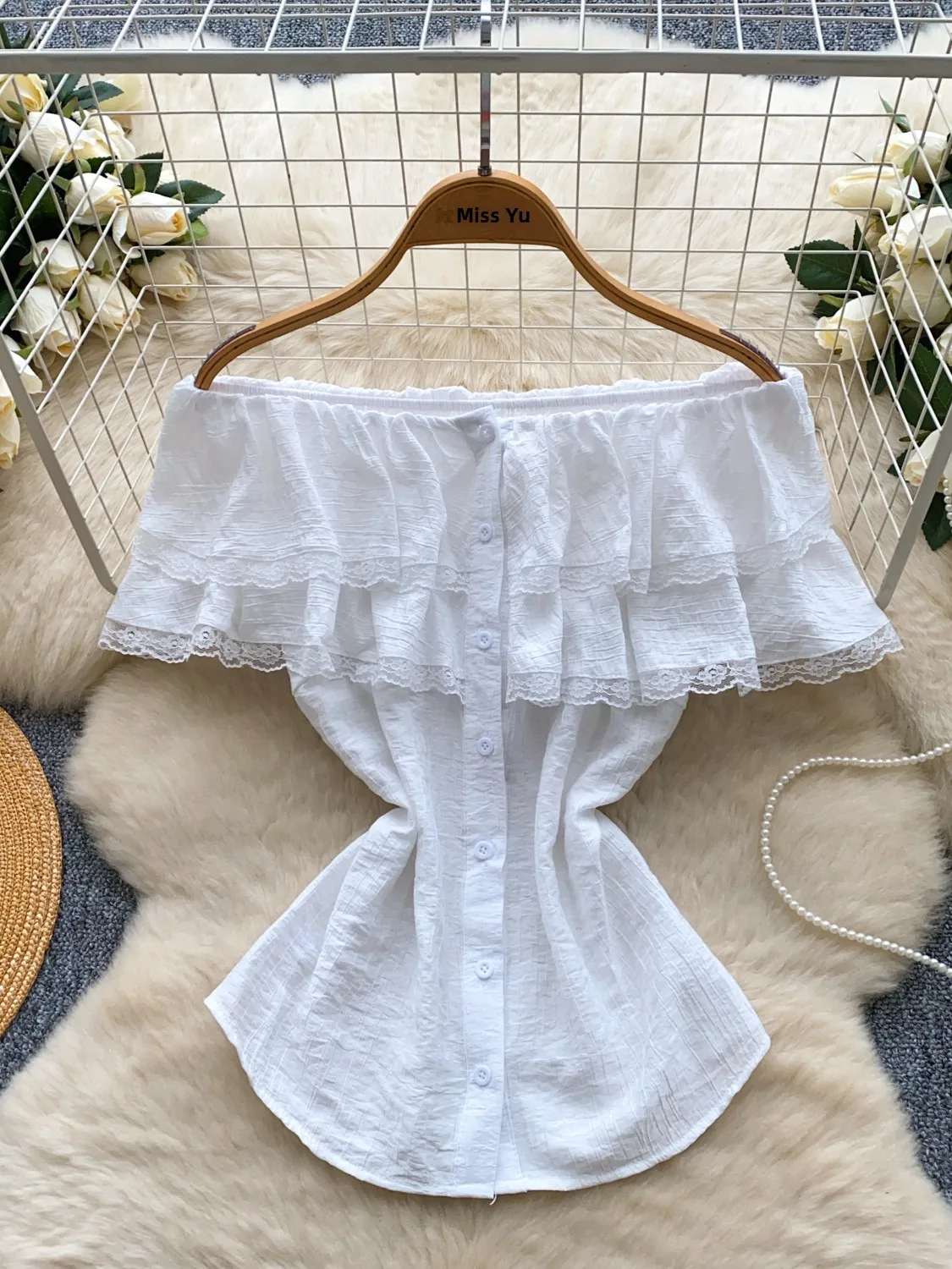 Ele Lace Splice oulder Bared Waist Cinched Women's irt Korean Sle Commute Faion ort Sve Casual Blouse
Ele Lace Splice oulder Bared Waist Cinched Women's irt Korean Sle Commute Faion ort Sve Casual Blouse