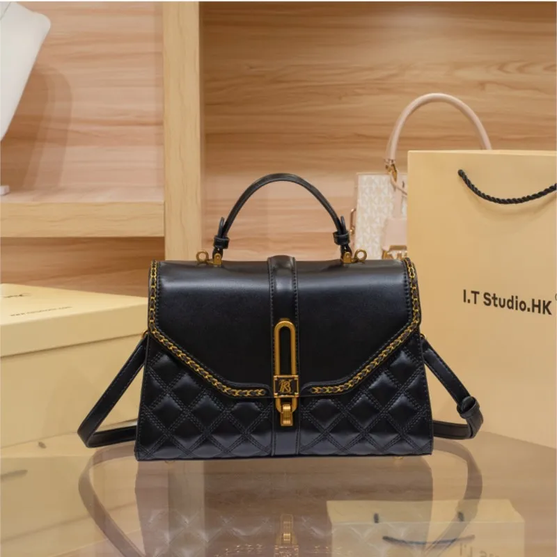 Light luxury brand women's diamond grid handbag 2025 new autumn and winter high-end designer single shoulder crossbody bag
Light luxury brand women's diamond grid handbag 2025 new autumn and winter high-end designer single shoulder crossbody bag