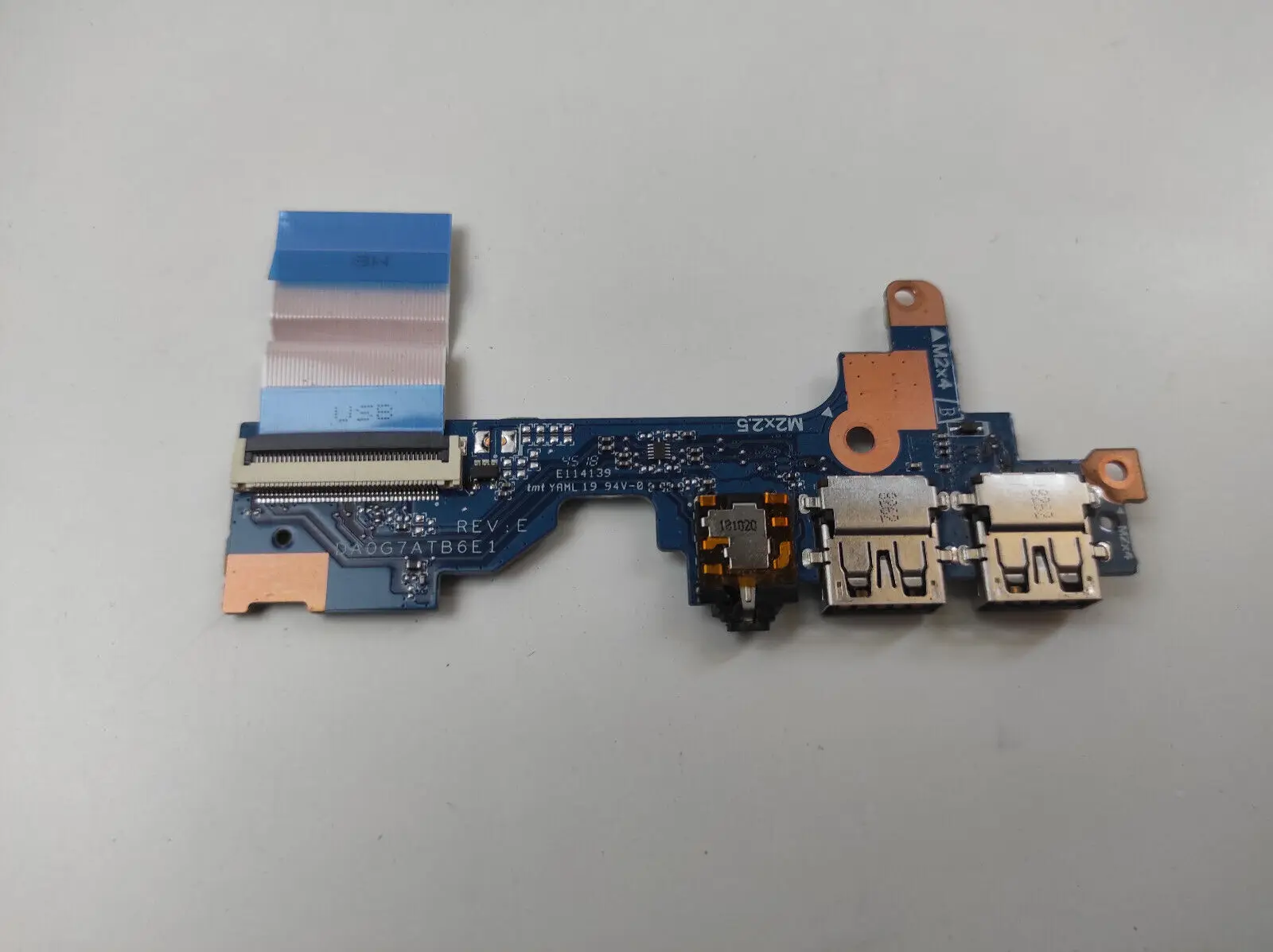 Genuine Original Motherboard HP Pavilion 14-CE da0g7atb6e1 28.65 USB Tested 100% Good Free Shipping
Genuine Original Motherboard HP Pavilion 14-CE da0g7atb6e1 28.65 USB Tested 100% Good Free Shipping