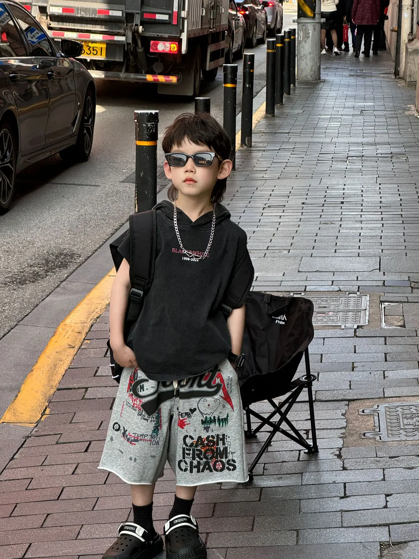 2024 Summer New Korean Boys Fashion Cool Versatile Graffiti Casual Pants Children's Fashionable Shorts
2024 Summer New Korean Boys Fashion Cool Versatile Graffiti Casual Pants Children's Fashionable Shorts