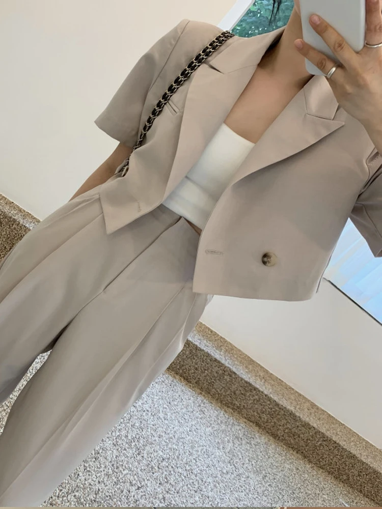 Spring Faion Chic Thin ort Sve Suit Top High Waist Slim Wide Leg Pants Women's Set Vintage Sle Button Closure Long P...
Spring Faion Chic Thin ort Sve Suit Top High Waist Slim Wide Leg Pants Women's Set Vintage Sle Button Closure Long P...